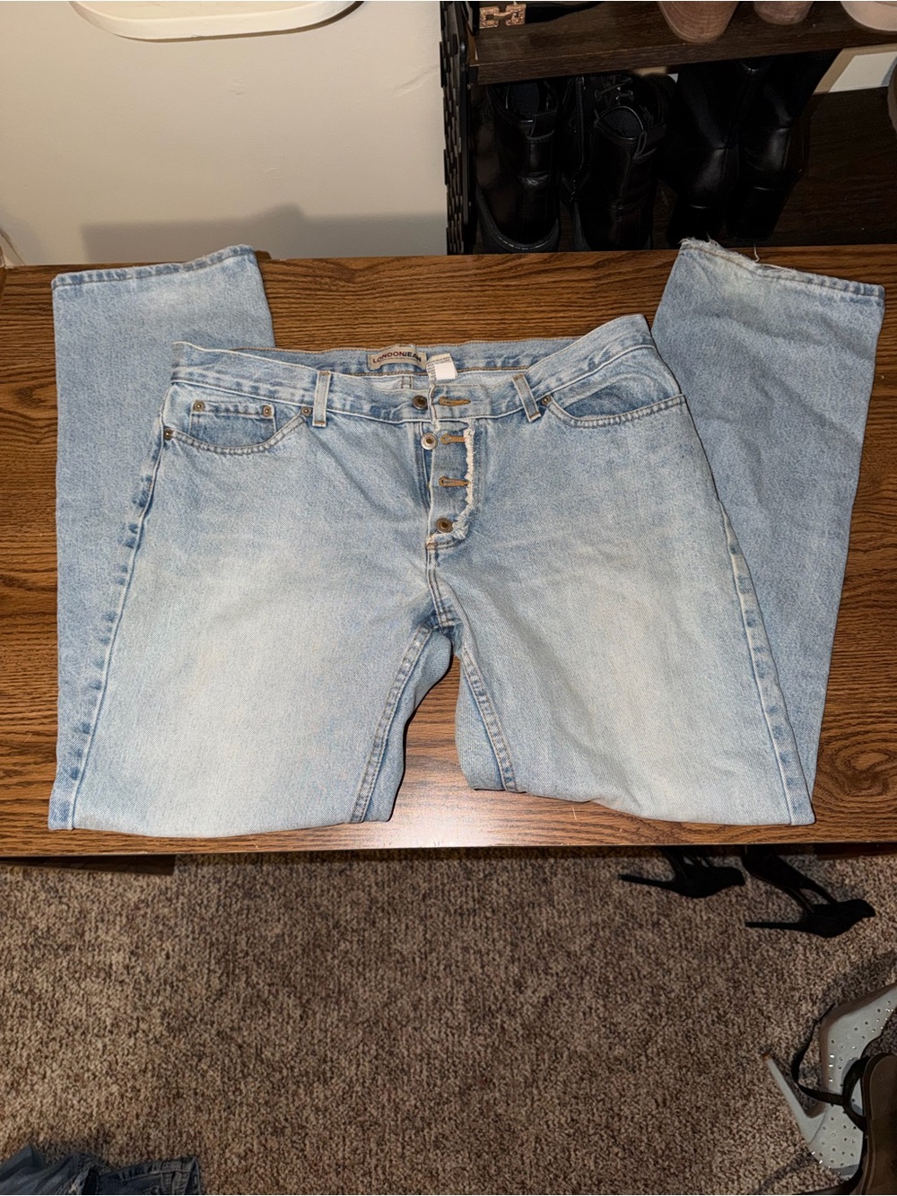 Vintage LondonJeans Light Blue Women’s straight leg Jeans made in Canada.